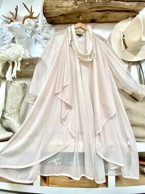 Semi sheer boho waterfall cover up w open front and lace/crochet detailing